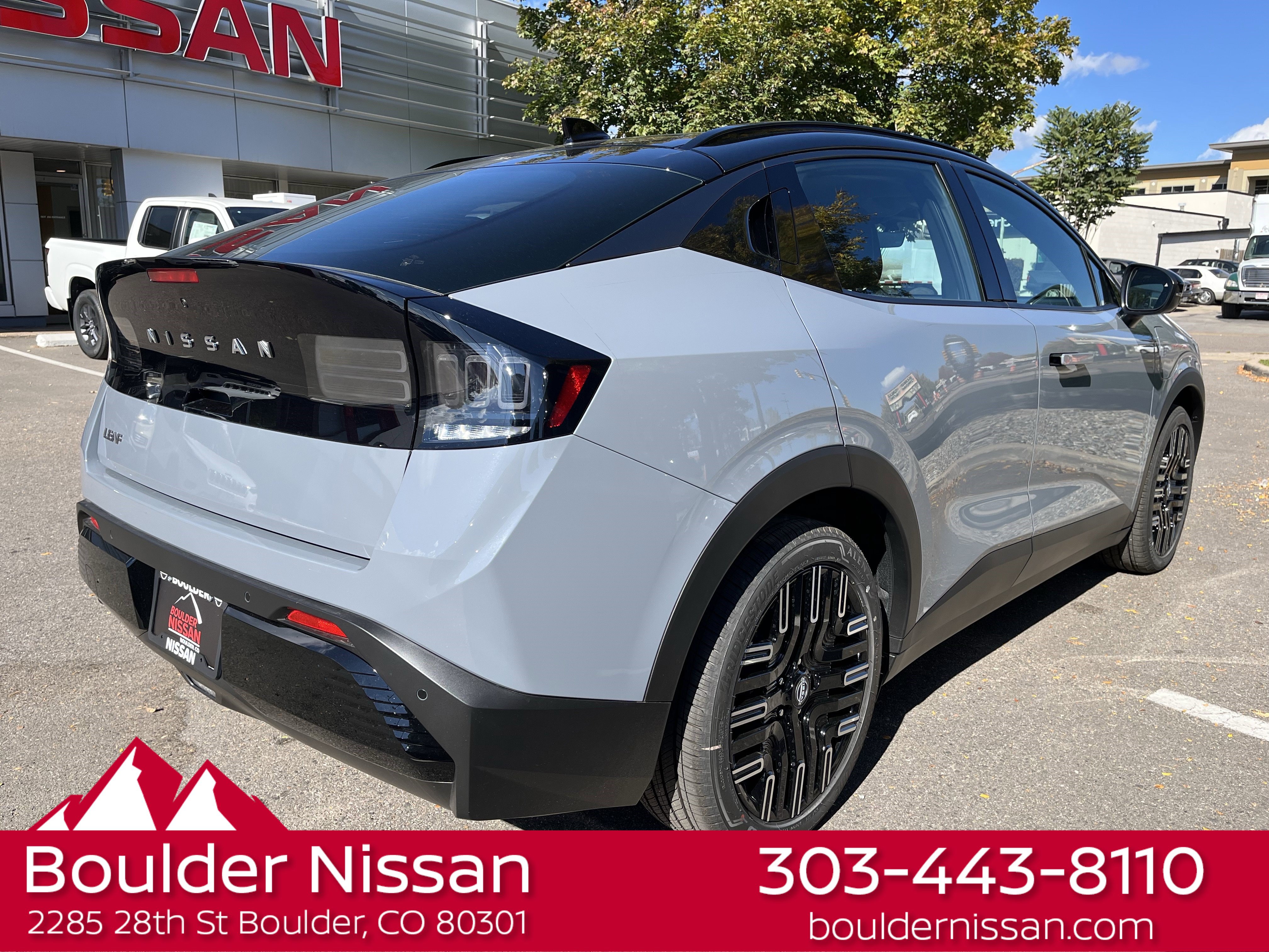 New 2026 Nissan Leaf Platinum+ w/ Cargo Package (Platinum+) FWD image 8