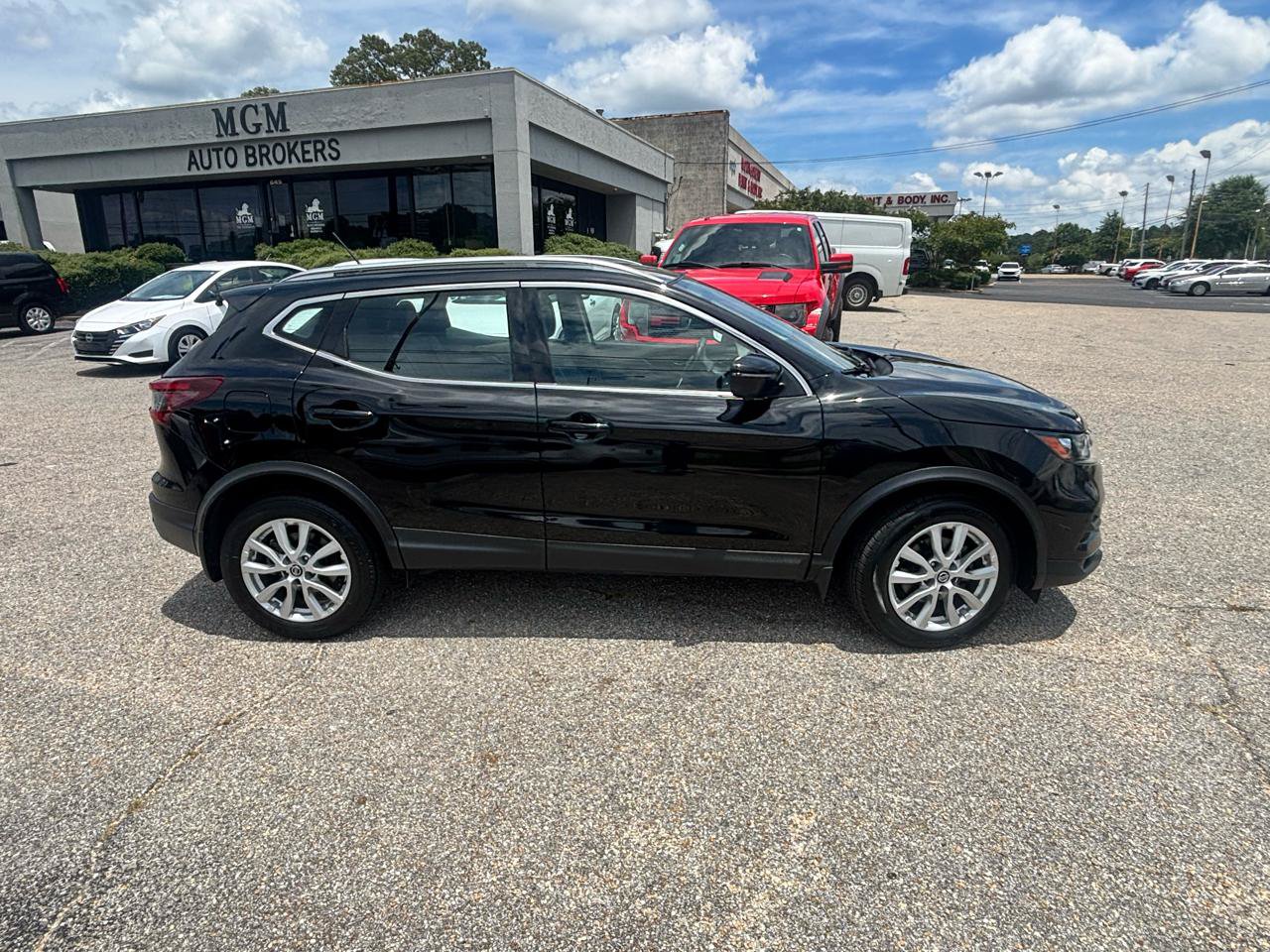 Used 2022 Nissan Rogue Sport SV w/ Technology Package AWD/4WD image 33