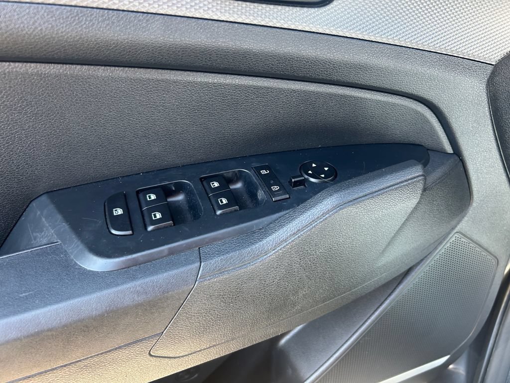 Used 2023 Kia Sportage LX FWD image 26