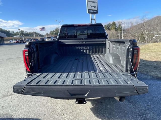 Used 2024 GMC Sierra 2500 AT4 w/ AT4 Preferred Package image 10