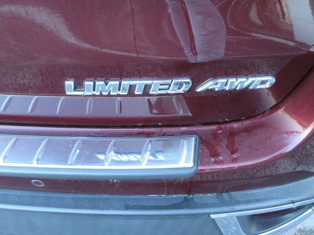 Used 2017 Toyota Highlander Limited image 10