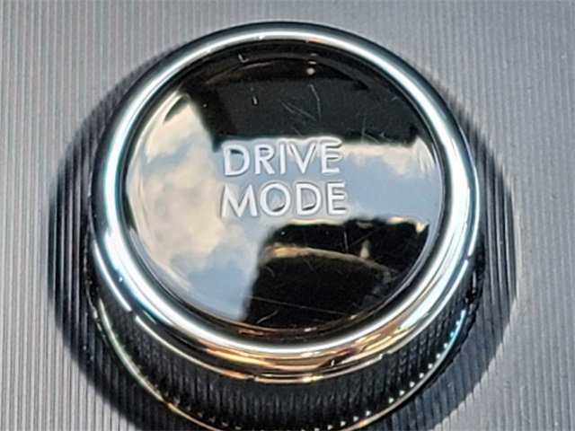 Certified 2024 Lincoln Corsair AWD w/ Equipment Group 101A image 7