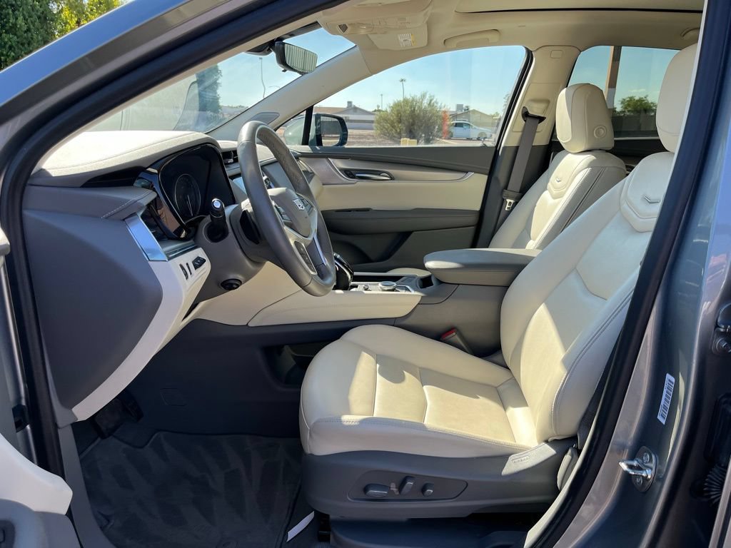 Used 2024 Cadillac XT5 Premium Luxury w/ Technology Package FWD image 20