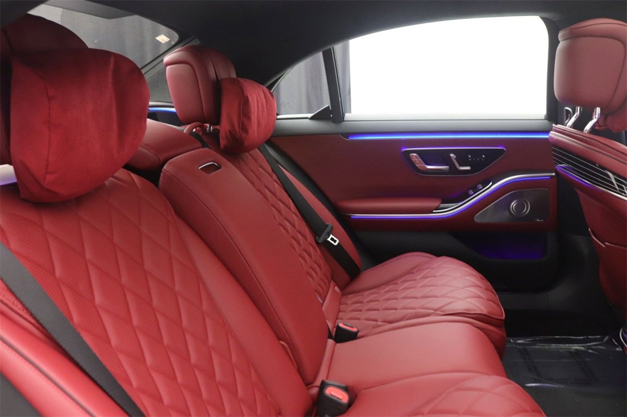 New 2026 Mercedes-Benz S 580e 4MATIC Sedan image 10