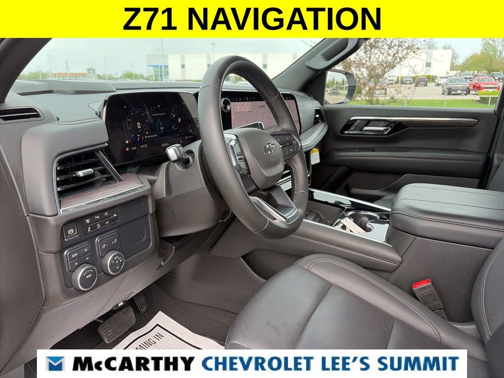 Used 2025 Chevrolet Suburban Z71 AWD/4WD image 58