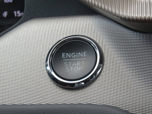 Used 2025 Ford Explorer Active RWD image 24