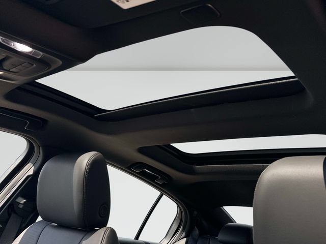 New 2026 Cadillac CT5 Sport AWD/4WD image 9
