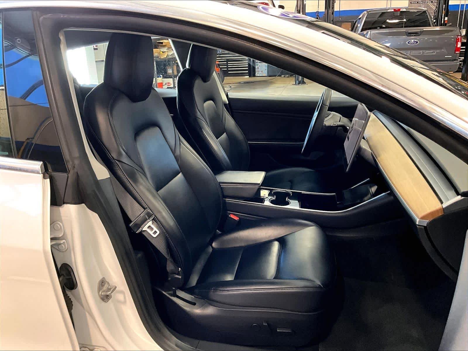 Used 2020 Tesla Model 3 Performance AWD/4WD image 11