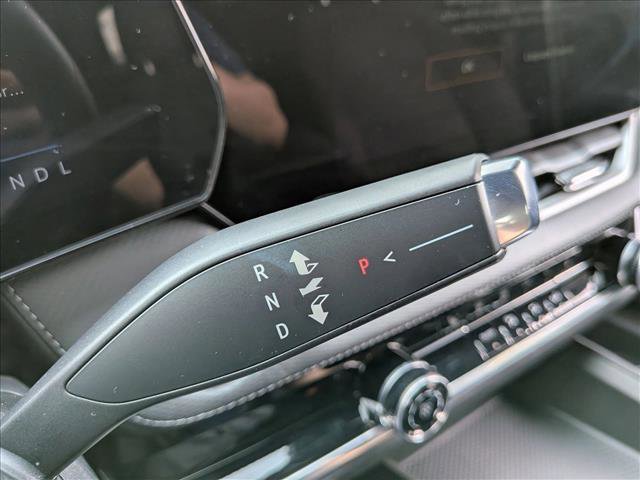 Used 2025 Chevrolet Equinox LT image 15