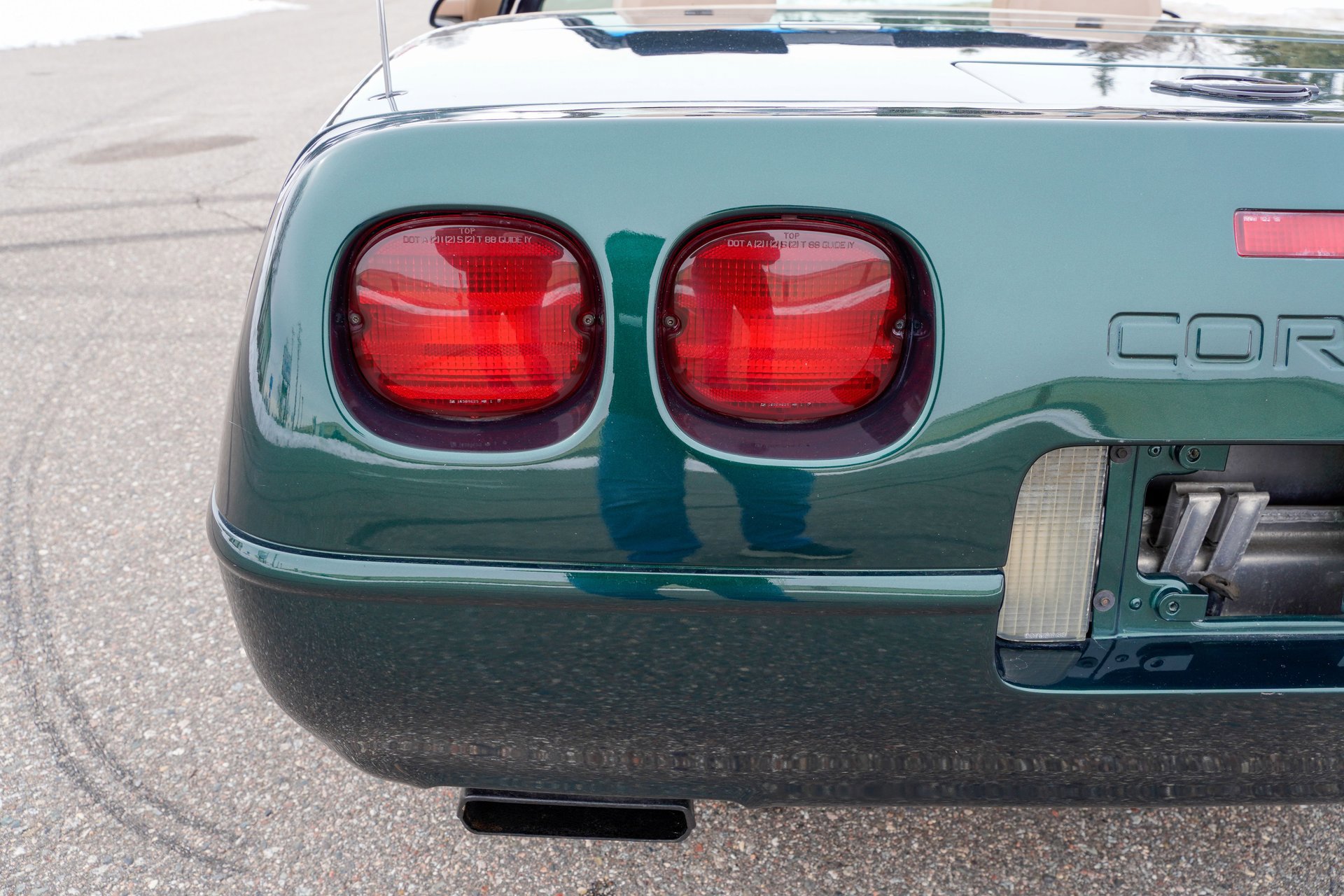 Used 1992 Chevrolet Corvette 2dr Convertible image 22