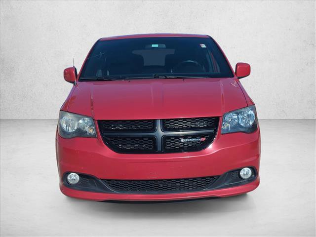 Used 2014 Dodge Grand Caravan SXT w/ Blacktop Package FWD video 2