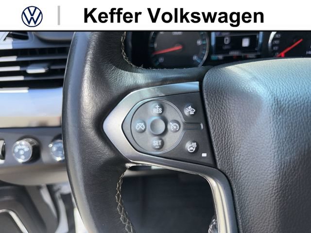Used 2020 Chevrolet Suburban Premier AWD/4WD image 17
