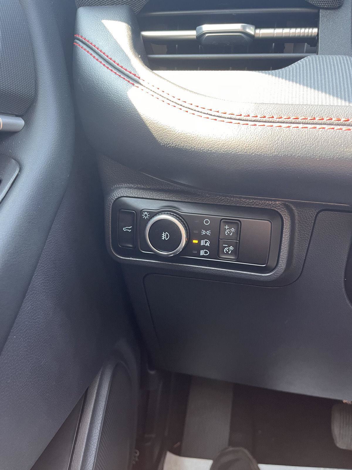 Used 2025 Ford Explorer ST AWD/4WD image 22