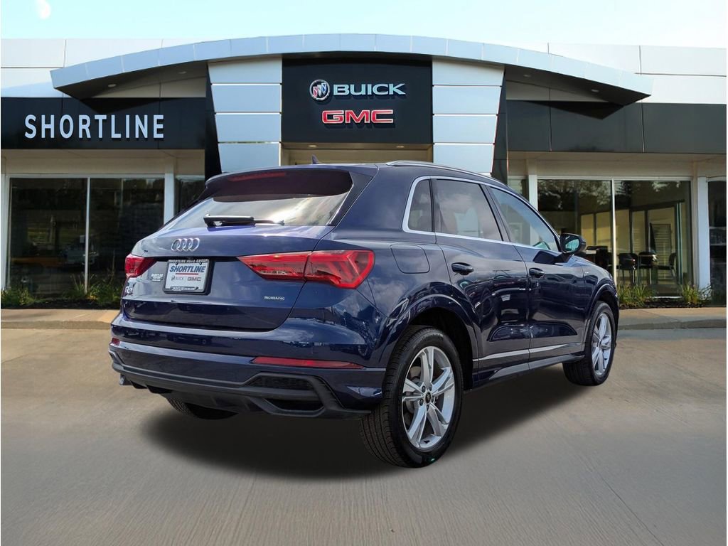 Used 2023 Audi Q3 2.0T Premium Plus w/ Premium Plus Package AWD/4WD image 3