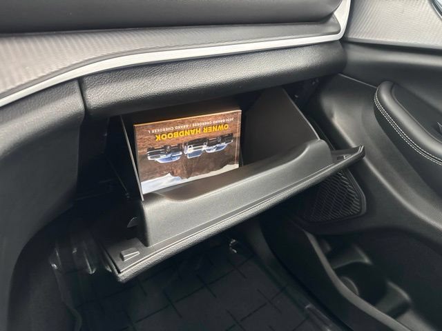 Used 2024 Jeep Grand Cherokee L Altitude AWD/4WD image 50