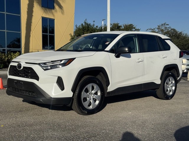 Used 2024 Toyota RAV4 LE image 2