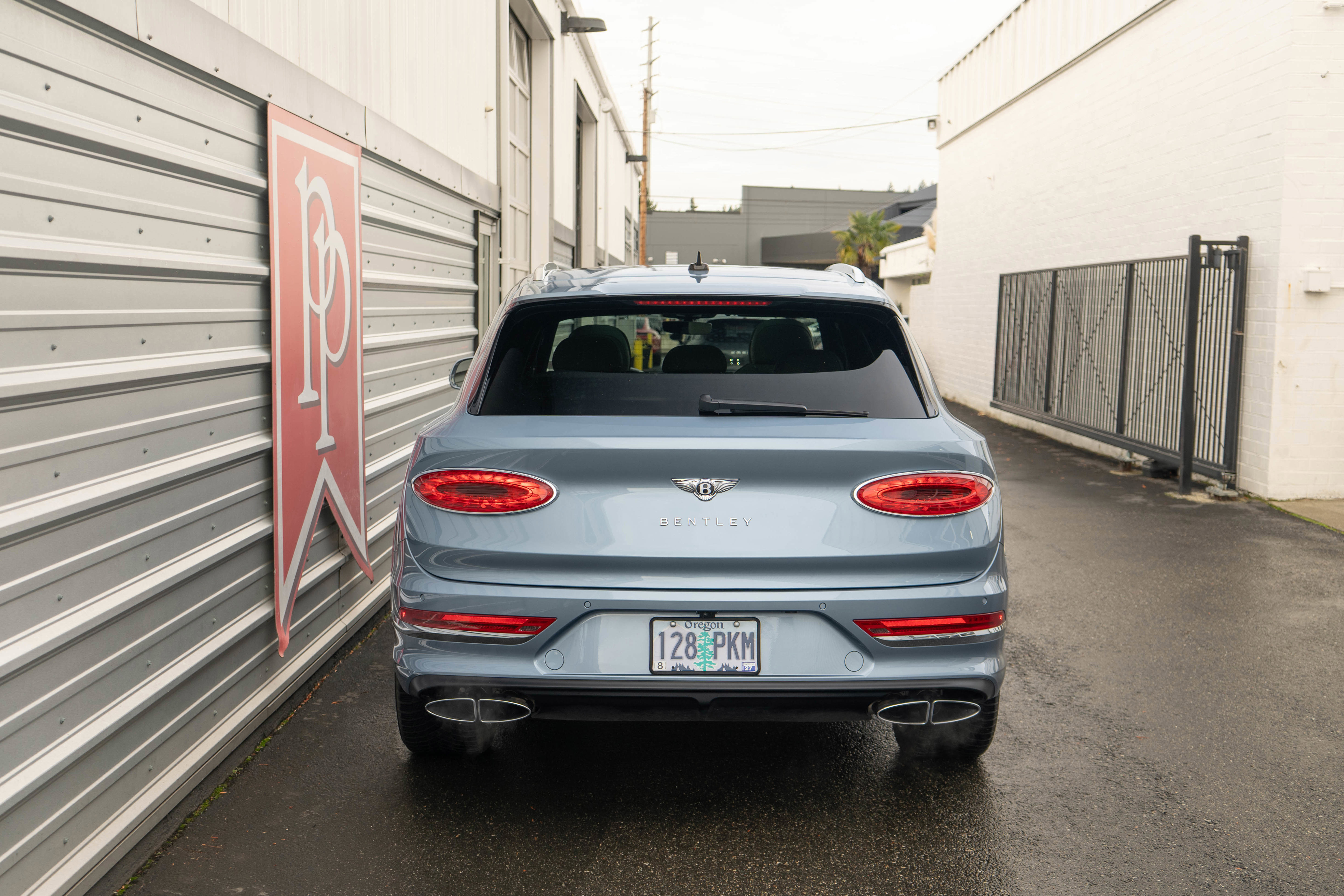 Used 2023 Bentley Bentayga image 47
