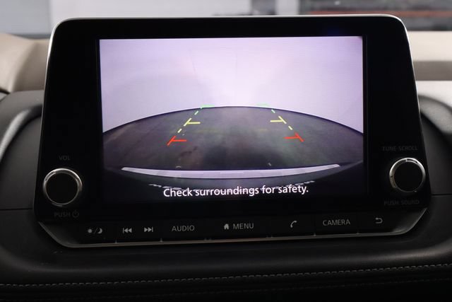 Used 2023 Nissan Rogue SV FWD image 32
