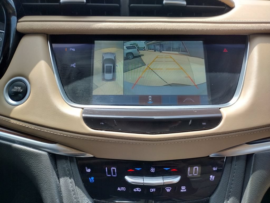 Used 2019 Cadillac XT5 Platinum AWD/4WD image 4