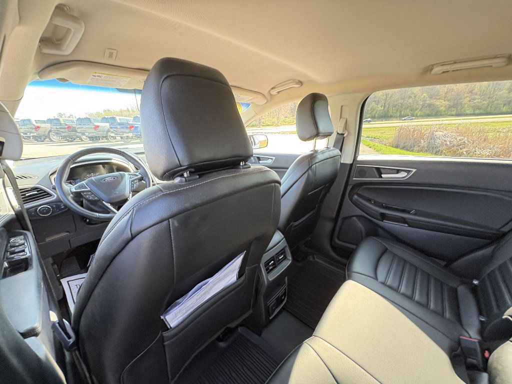 Used 2020 Ford Edge SEL w/ Convenience Package image 19