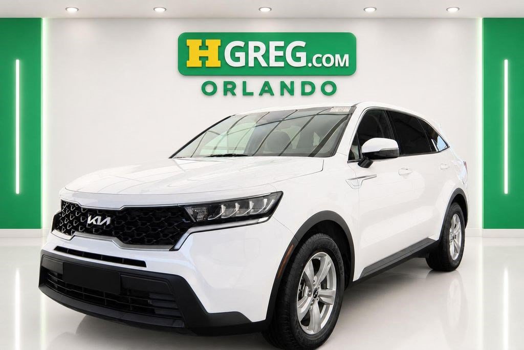 Used 2023 Kia Sorento LX FWD image 4