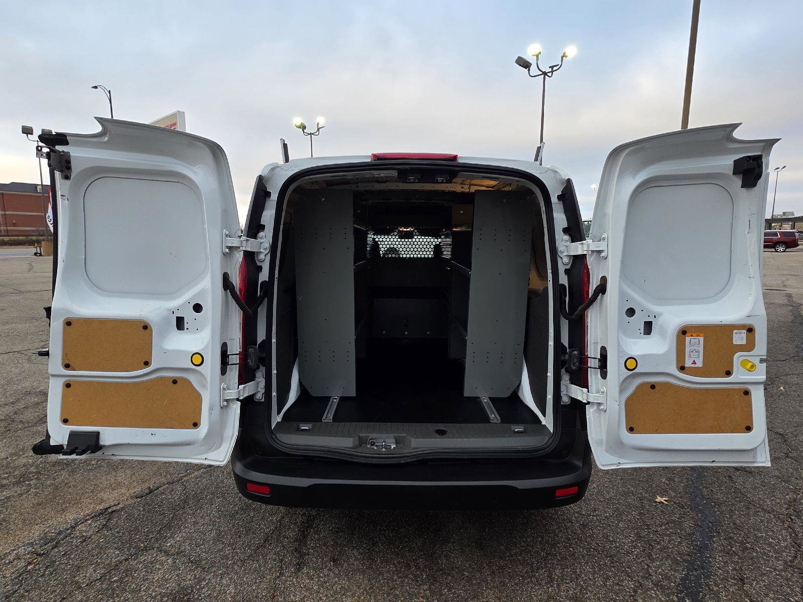 Used 2016 Ford Transit Connect XL image 25