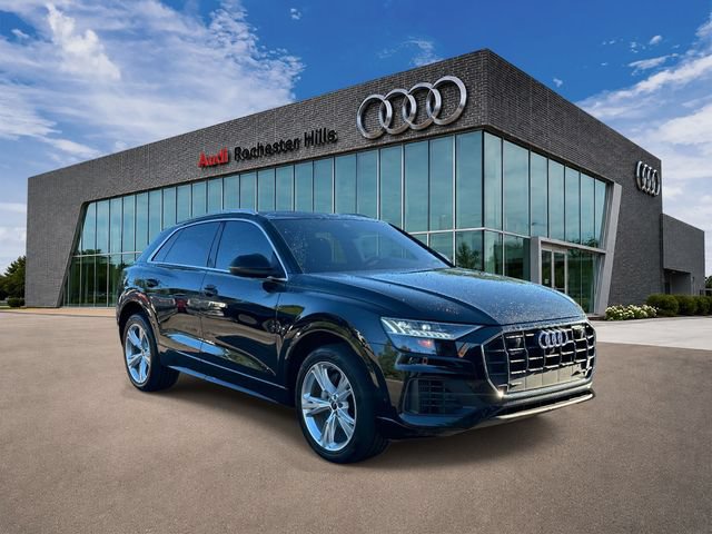 Used 2023 Audi Q8 Premium w/ Convenience Package AWD/4WD image 7