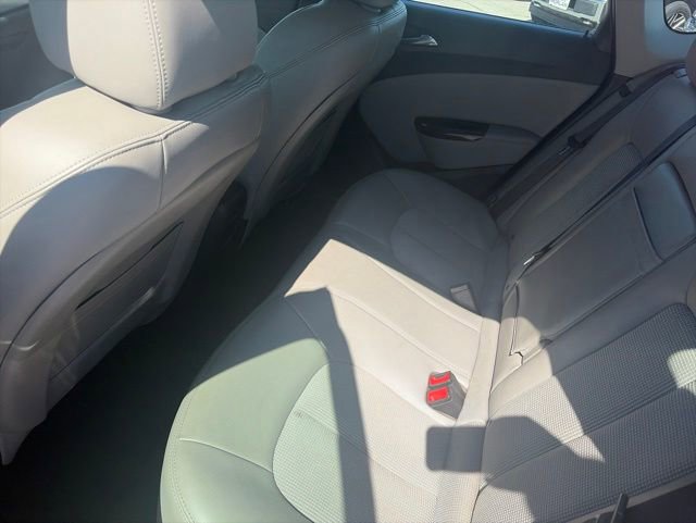 Used 2014 Buick Verano FWD image 11