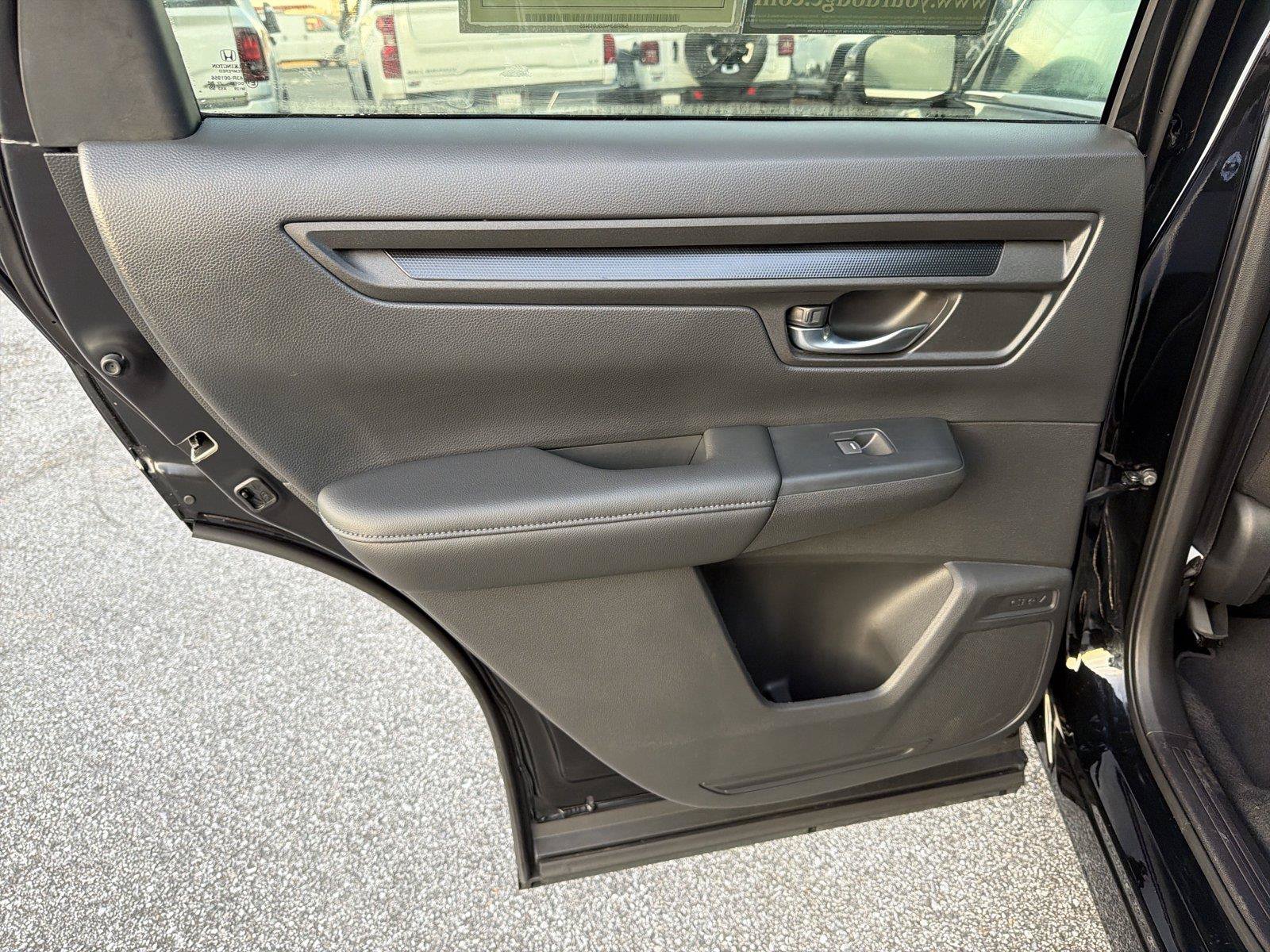 Used 2025 Honda CR-V EX image 20