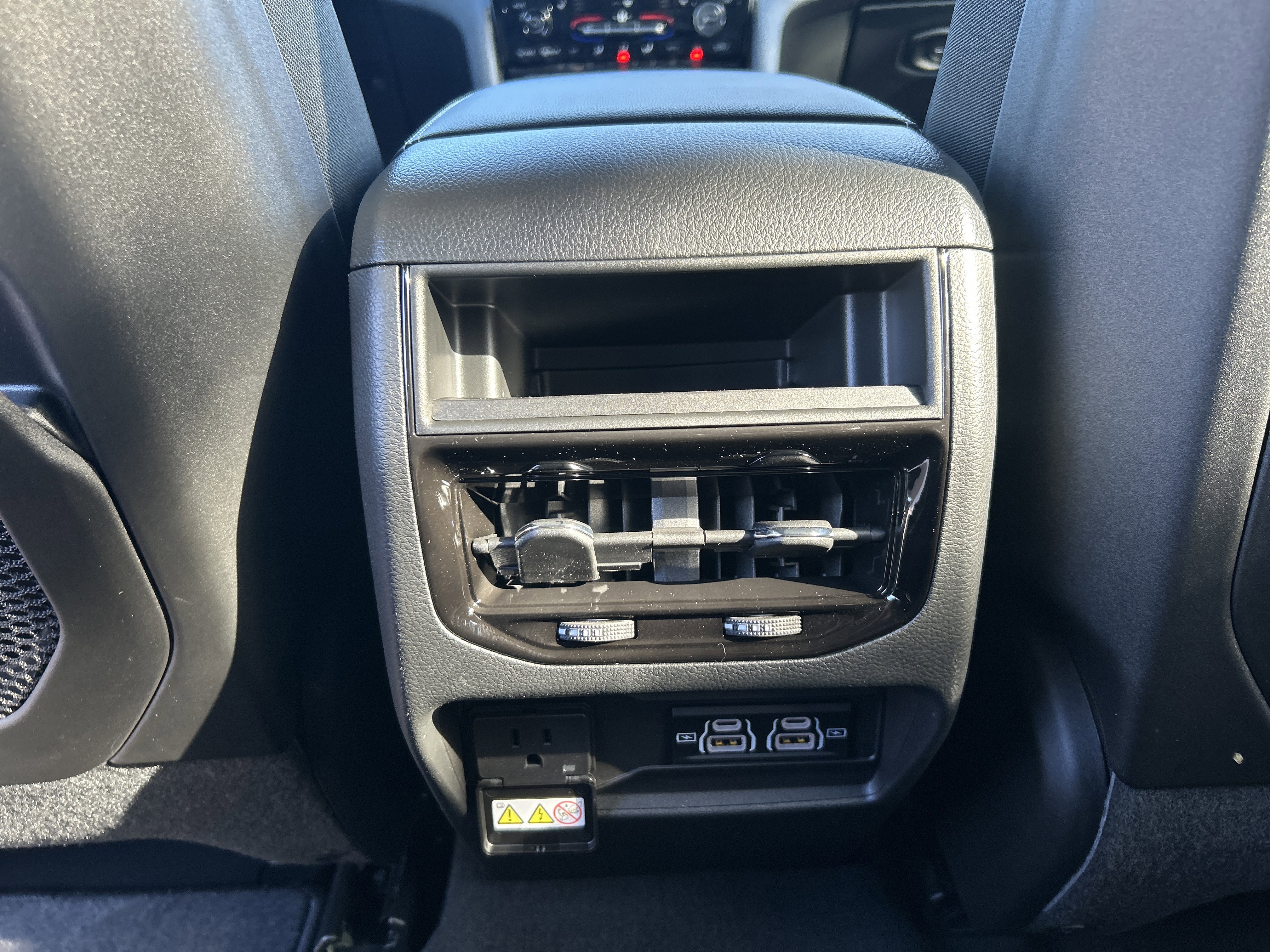 New 2025 Jeep Grand Cherokee Altitude image 55