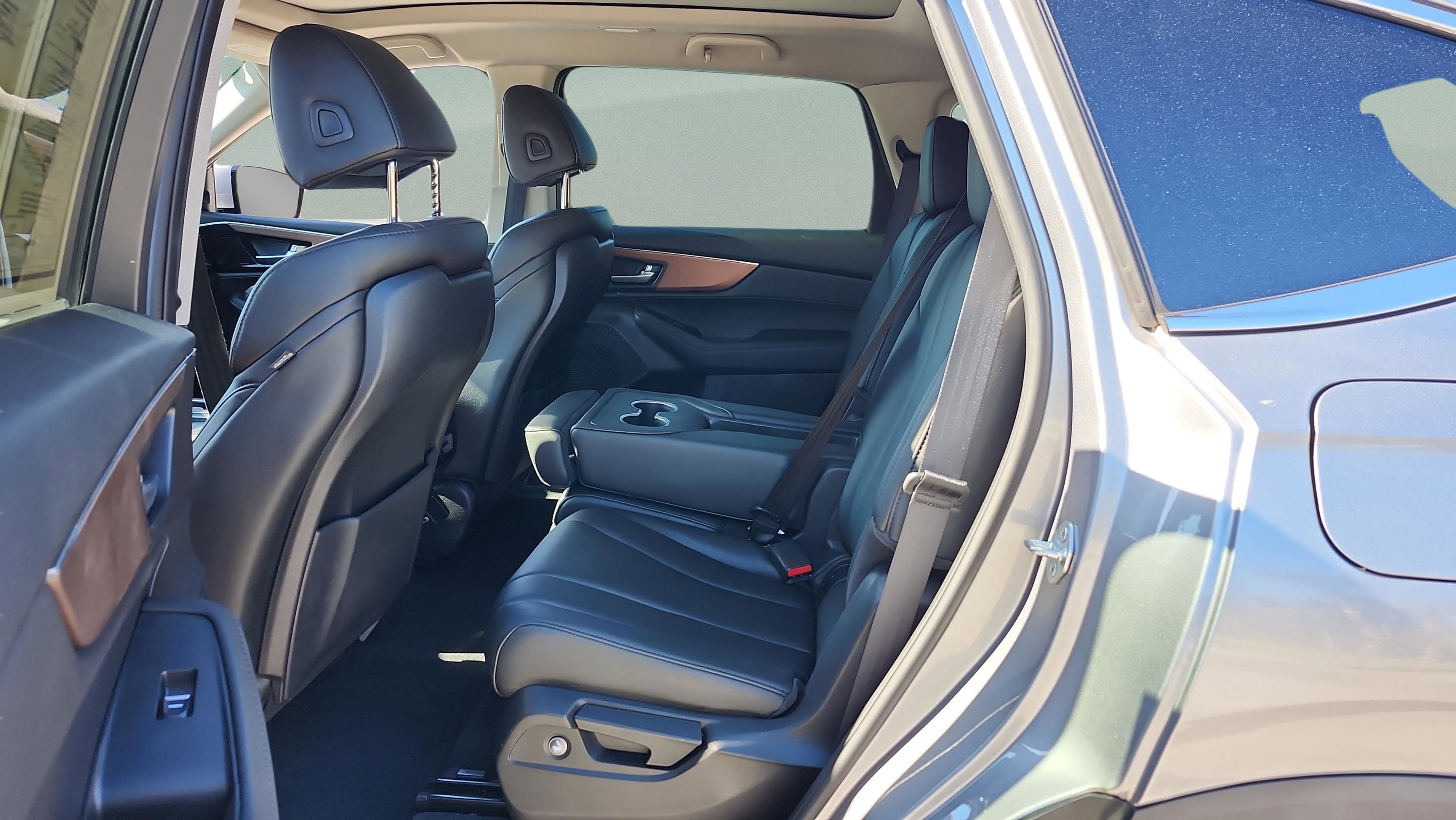 Certified 2022 Acura MDX FWD image 12