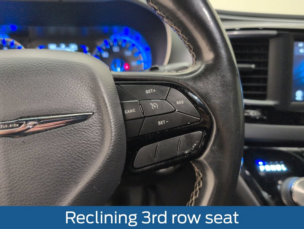 Used 2020 Chrysler Pacifica Touring w/ S Appearance Package FWD image 37