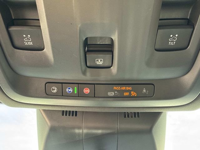 Used 2023 Cadillac Escalade ESV Premium Luxury image 23