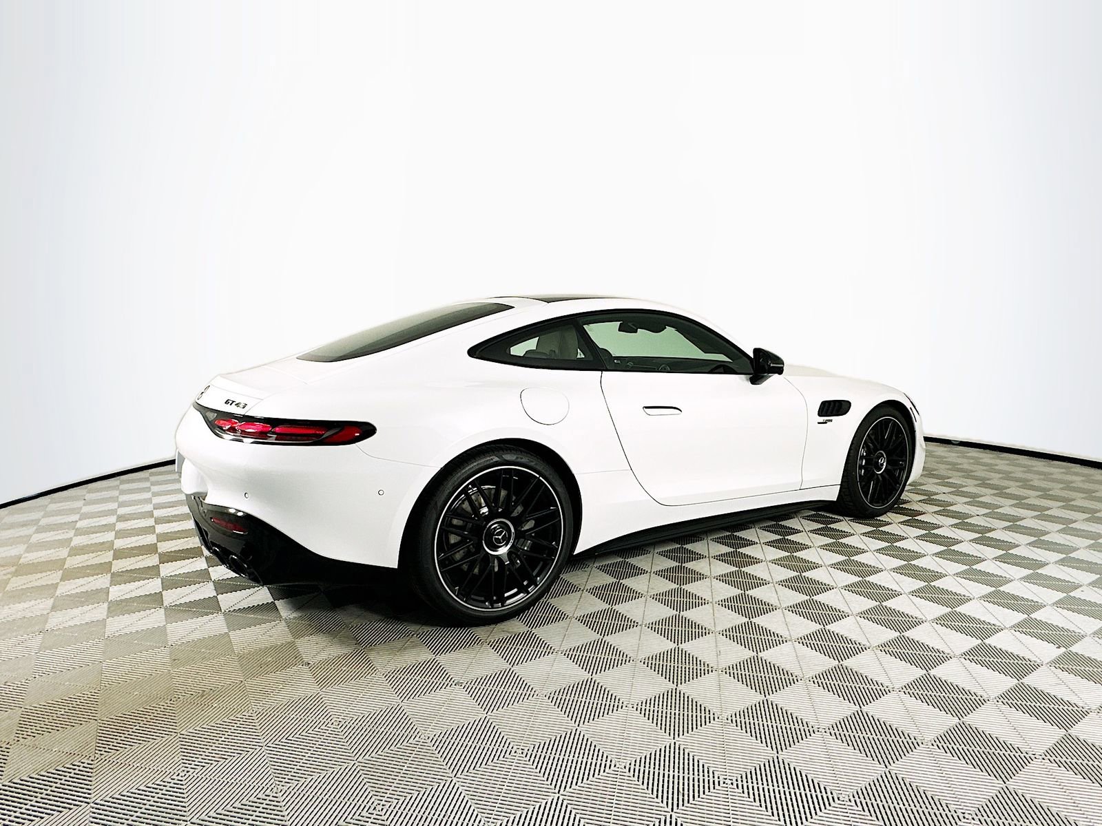Used 2026 Mercedes-Benz AMG GT 43 image 7
