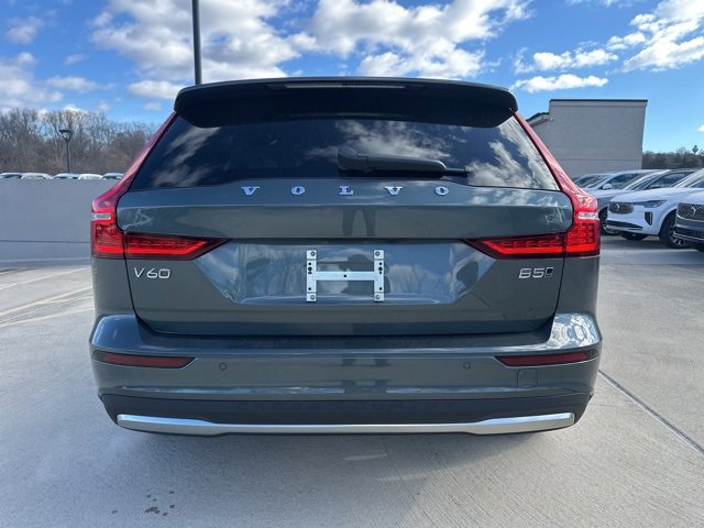 New 2026 Volvo V60 B5 Cross Country Ultra w/ Climate Package image 6