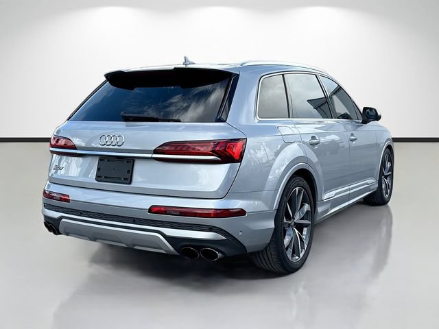 Used 2021 Audi SQ7 Prestige AWD/4WD image 3