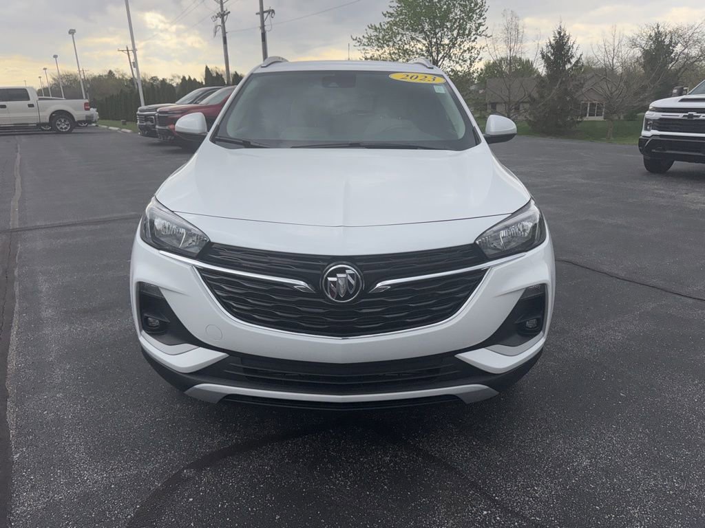 Used 2023 Buick Encore GX Select AWD/4WD image 2