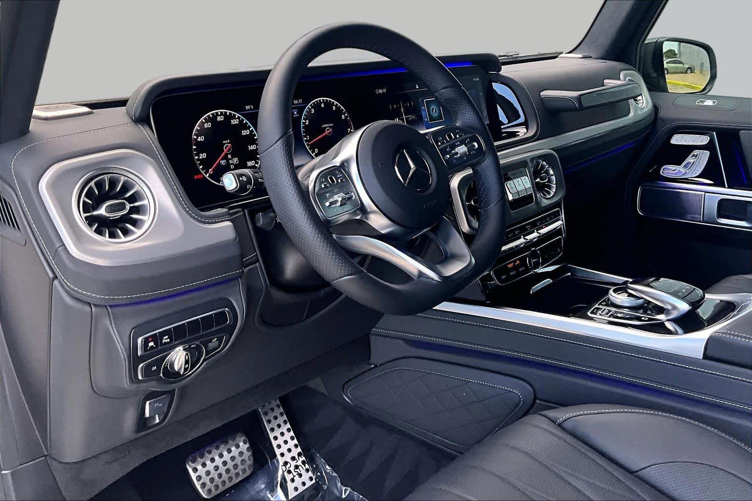 Used 2023 Mercedes-Benz G 550 image 16