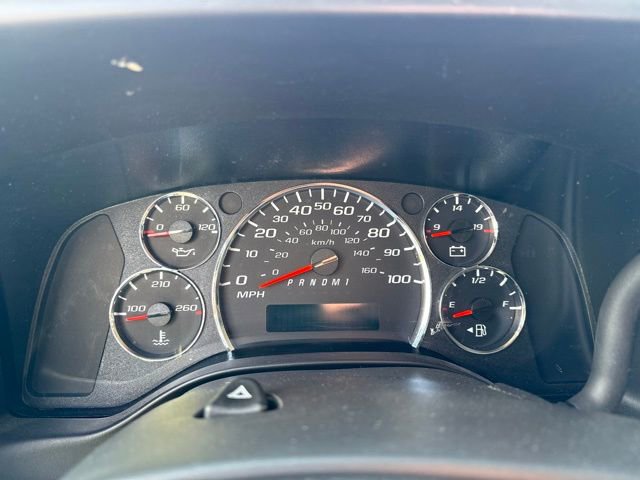 Used 2024 Chevrolet Express 2500 w/ Driver Convenience Package image 37