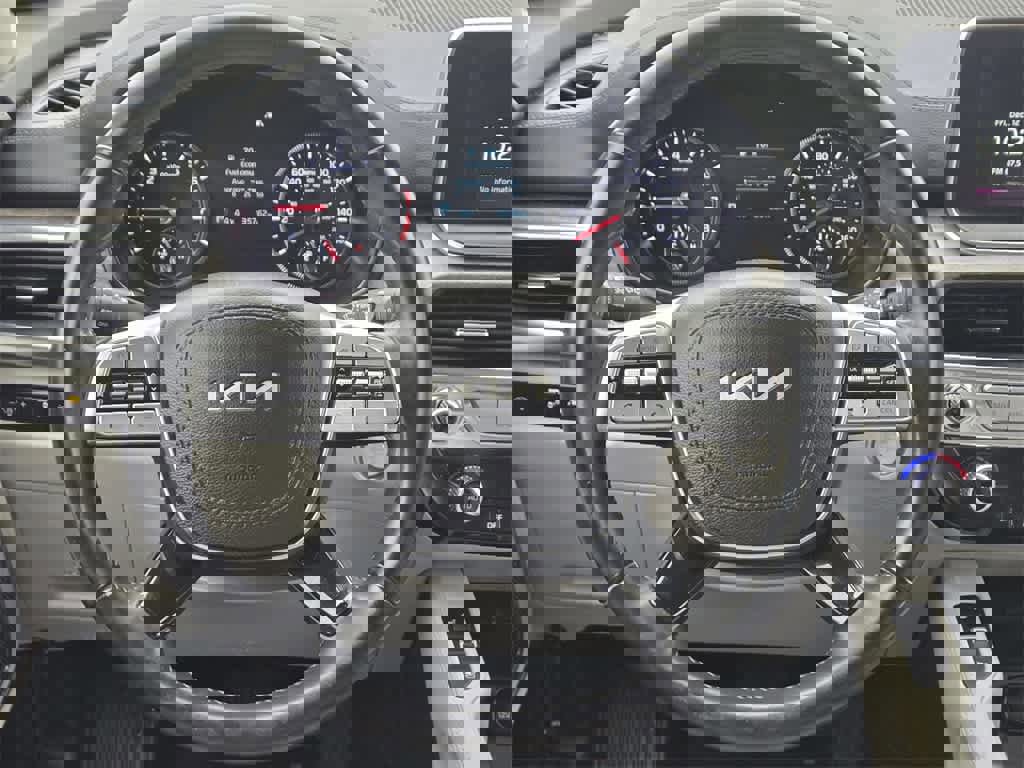 Used 2022 Kia Telluride EX w/ EX Premium Package image 12