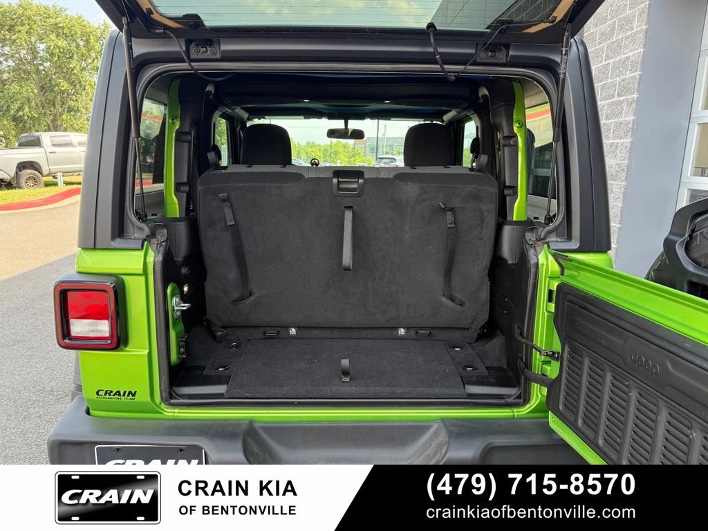 Used 2025 Jeep Wrangler Sport AWD/4WD image 26