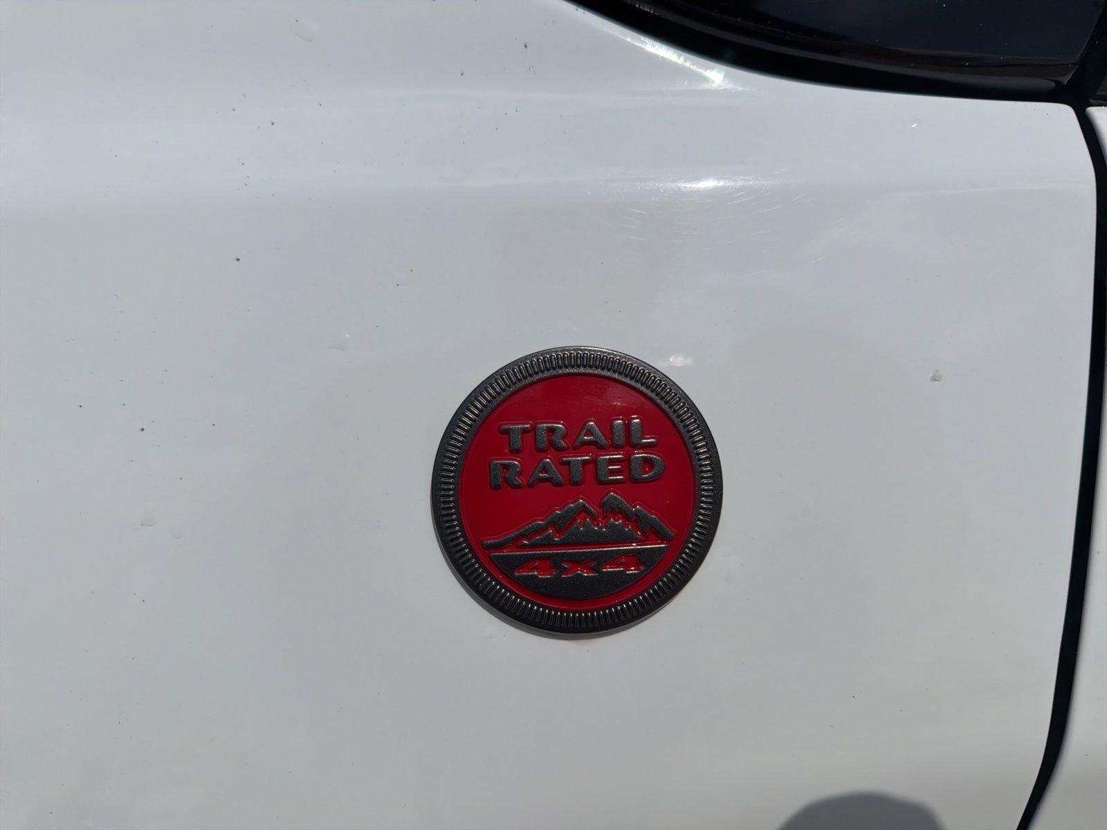 Used 2024 Jeep Compass Trailhawk AWD/4WD image 9