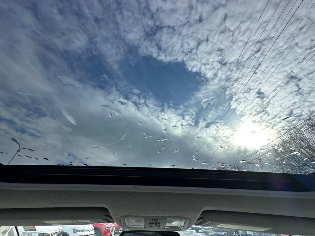 Used 2011 Toyota RAV4 Limited image 21