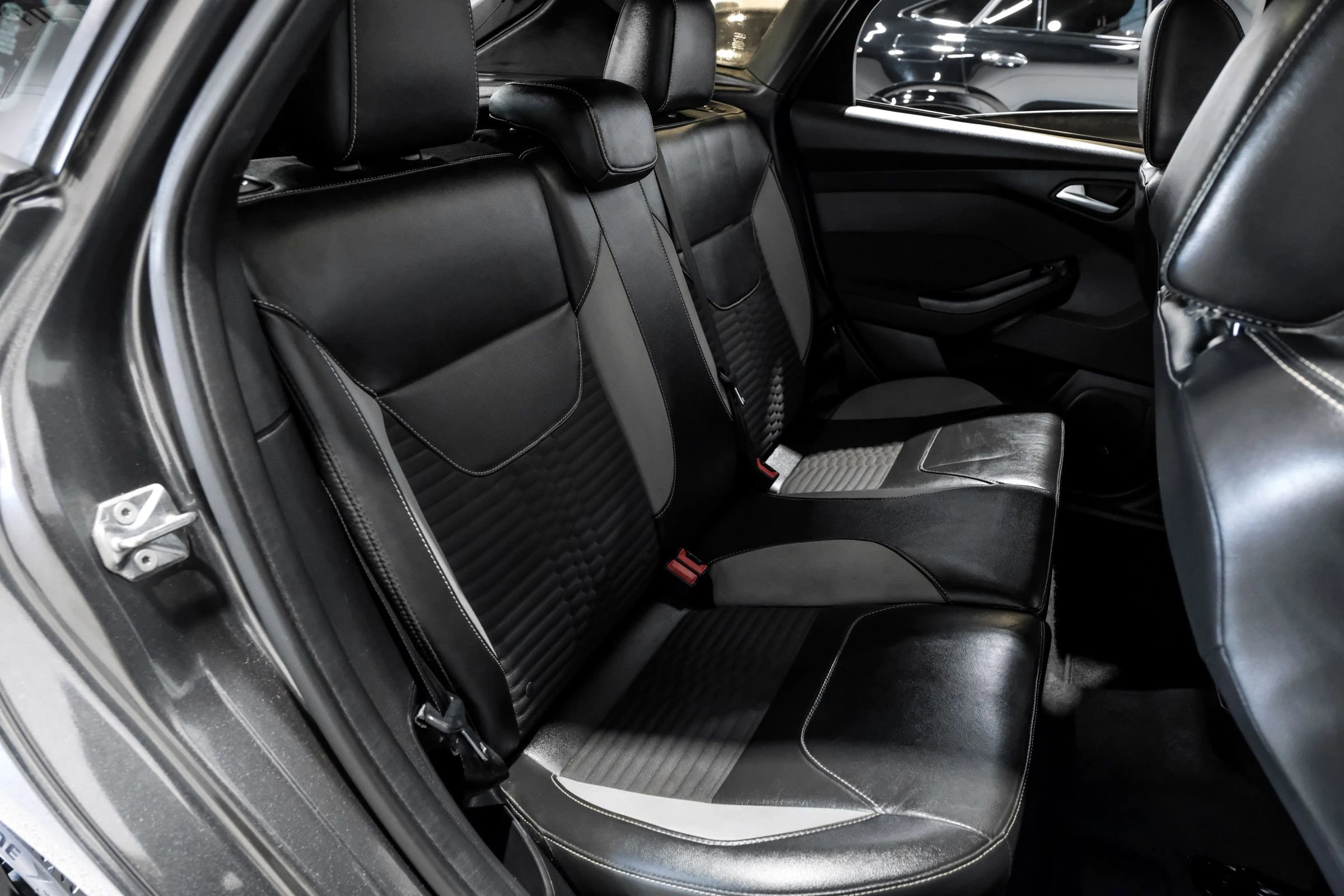 Used 2015 Ford Focus ST w/ Equipment Group 401A image 44