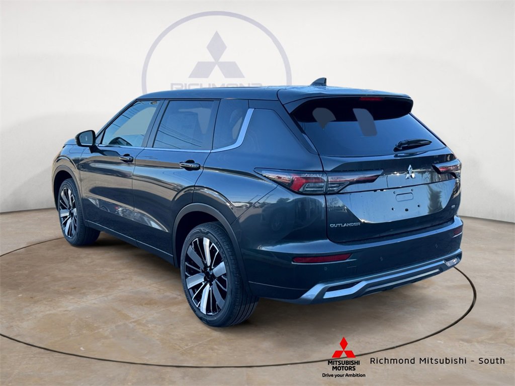 New 2026 Mitsubishi Outlander SE image 5