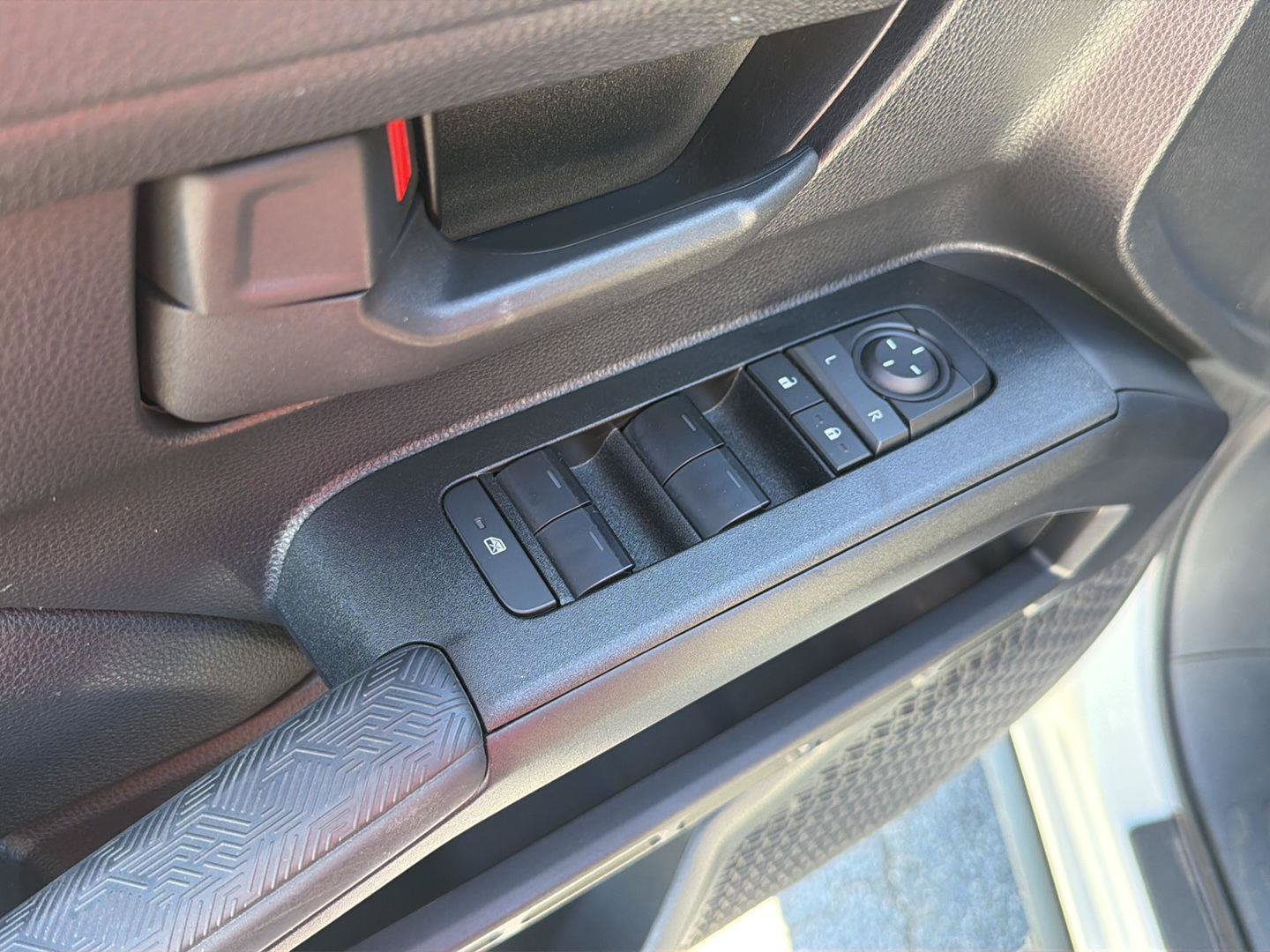Used 2025 Toyota 4Runner TRD Sport AWD/4WD image 32