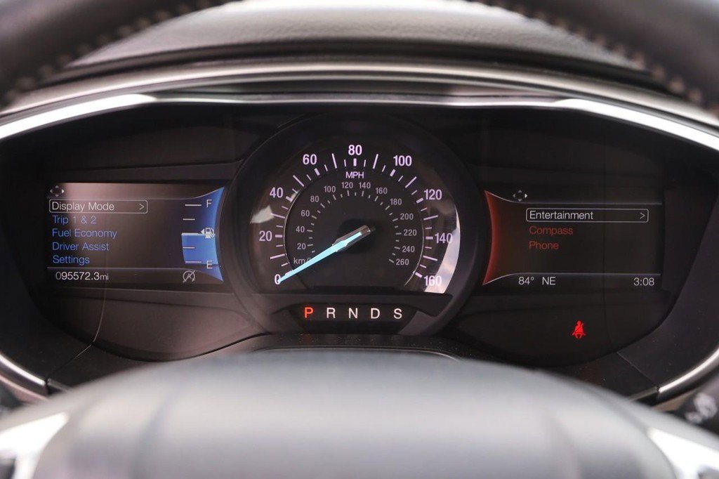 Used 2019 Ford Fusion SE w/ Equipment Group 151A image 13