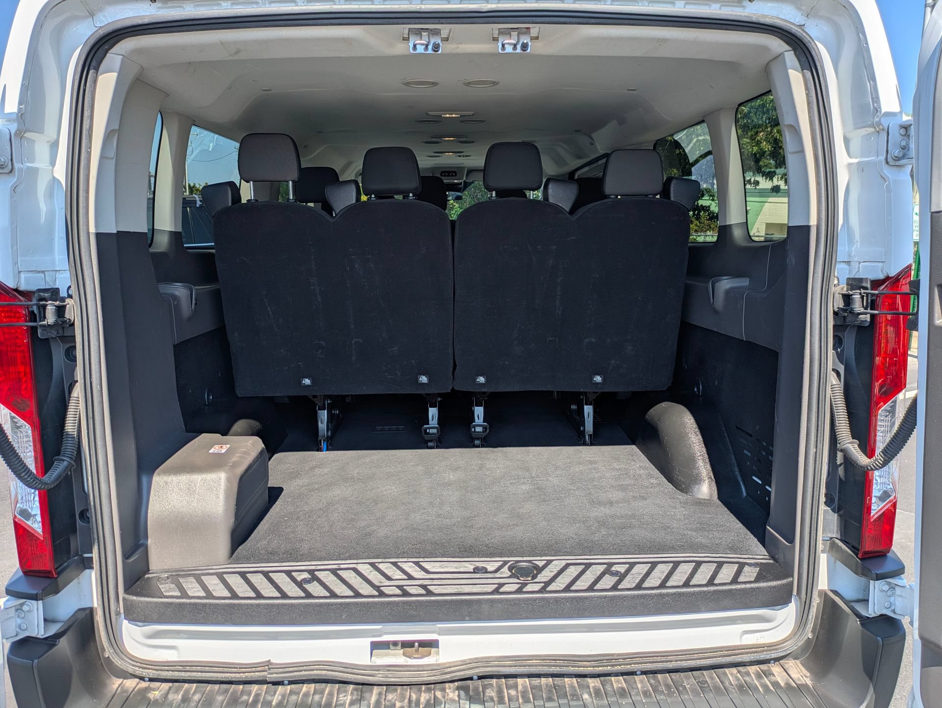 Used 2022 Ford Transit 350 XLT RWD image 15