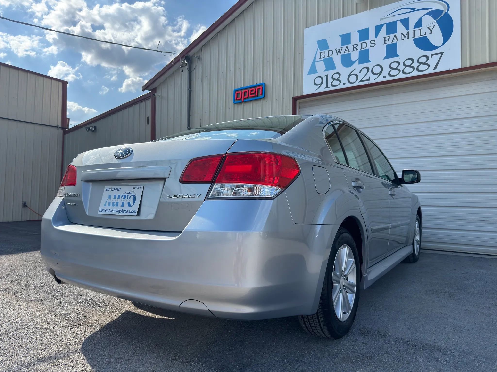 Used 2012 Subaru Legacy 2.5i Premium AWD/4WD image 26