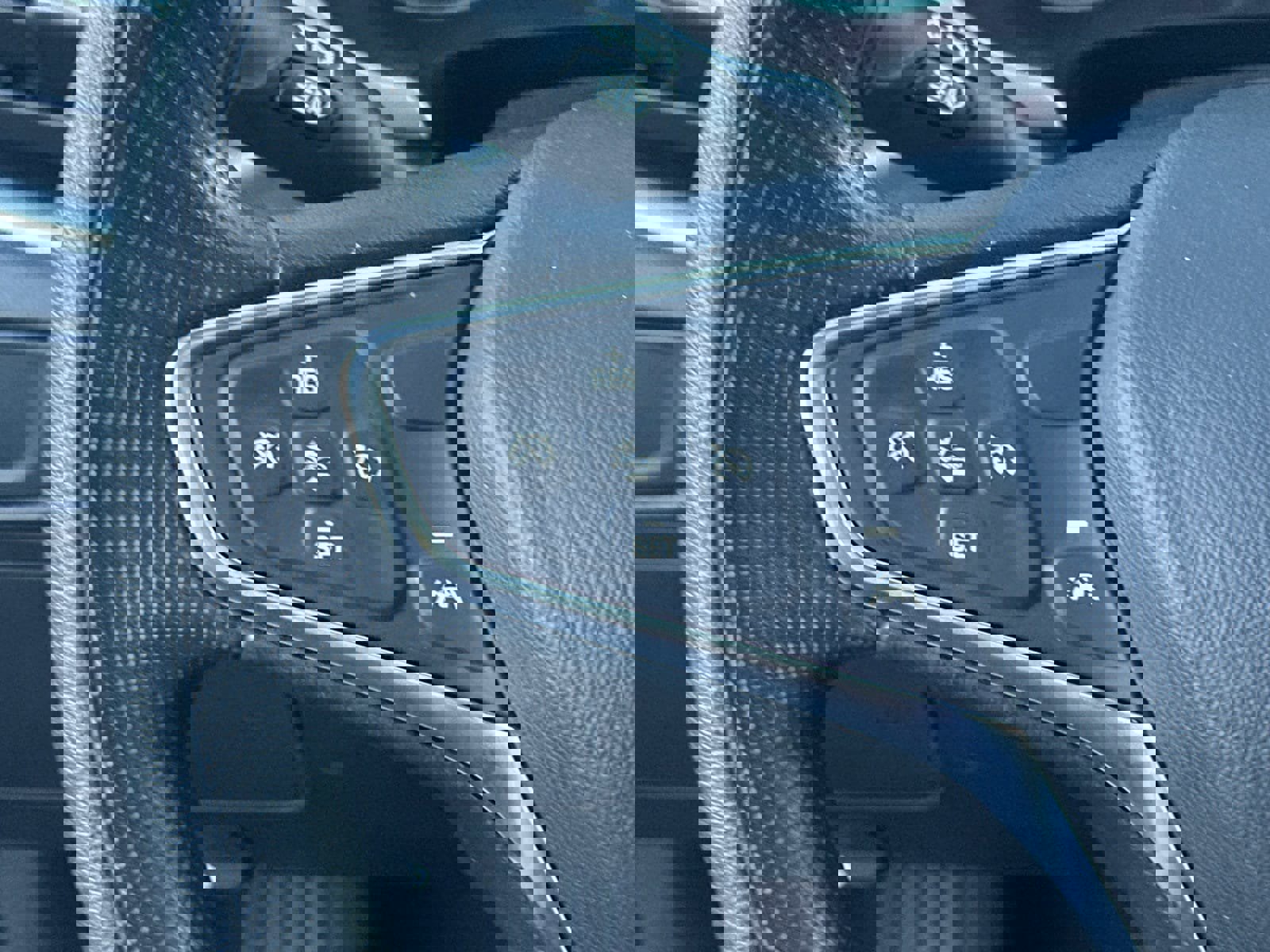 Used 2024 Chevrolet Malibu LT image 24